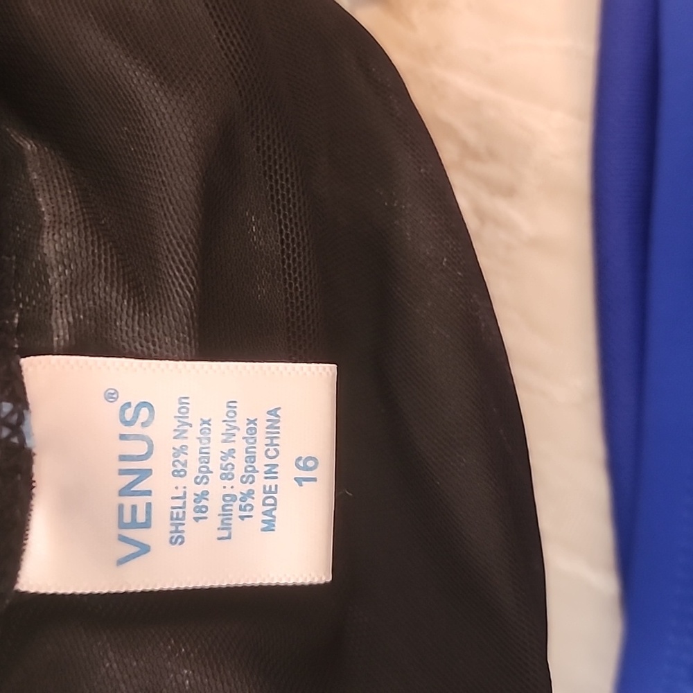 3 Womens Bathings Suits - Picture 6 of 13